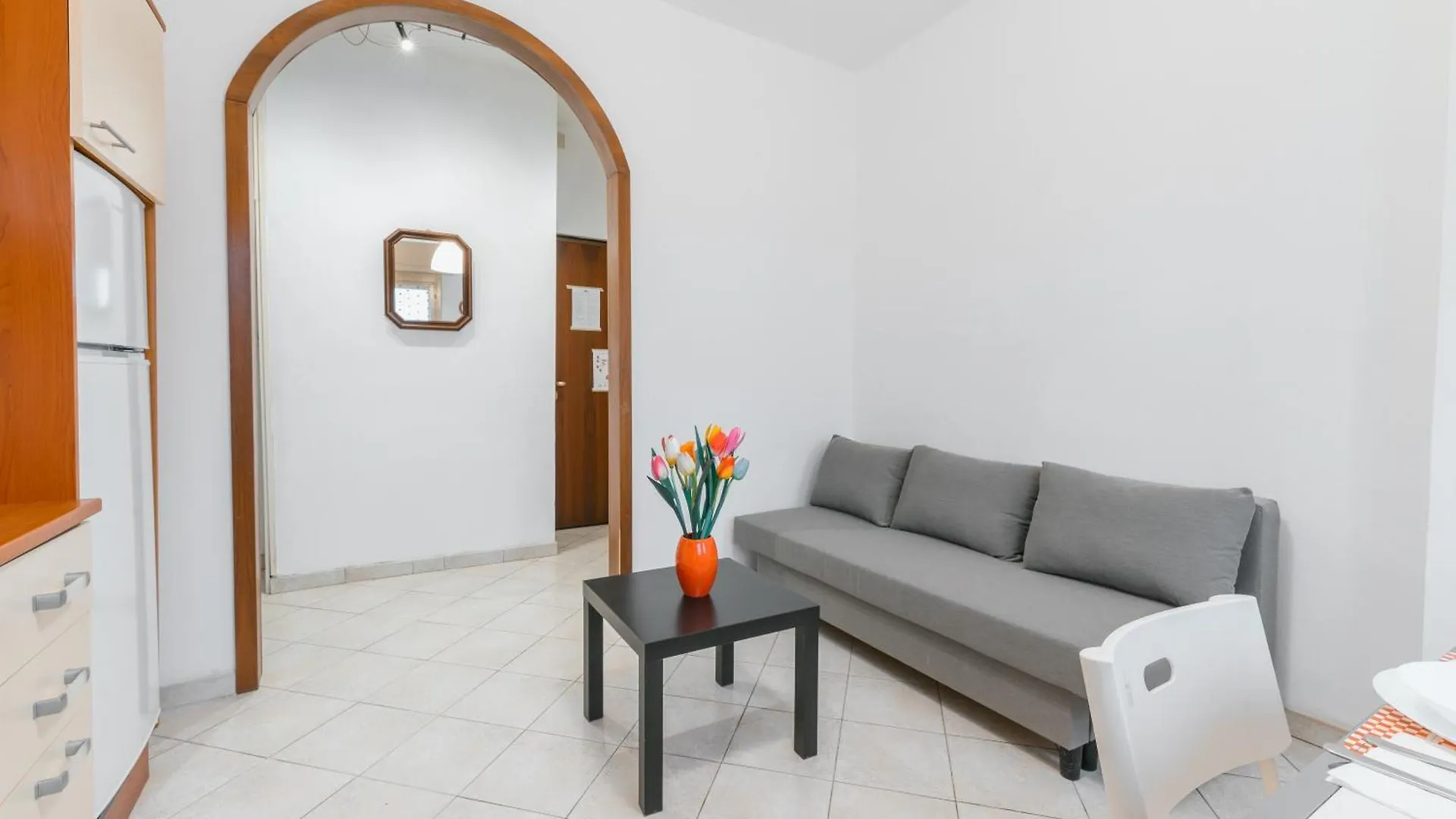 Ihost Apartment - De Andreis 11 Milan Italy